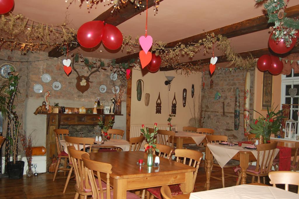 Witheridge The Mitre Inn מראה חיצוני תמונה
