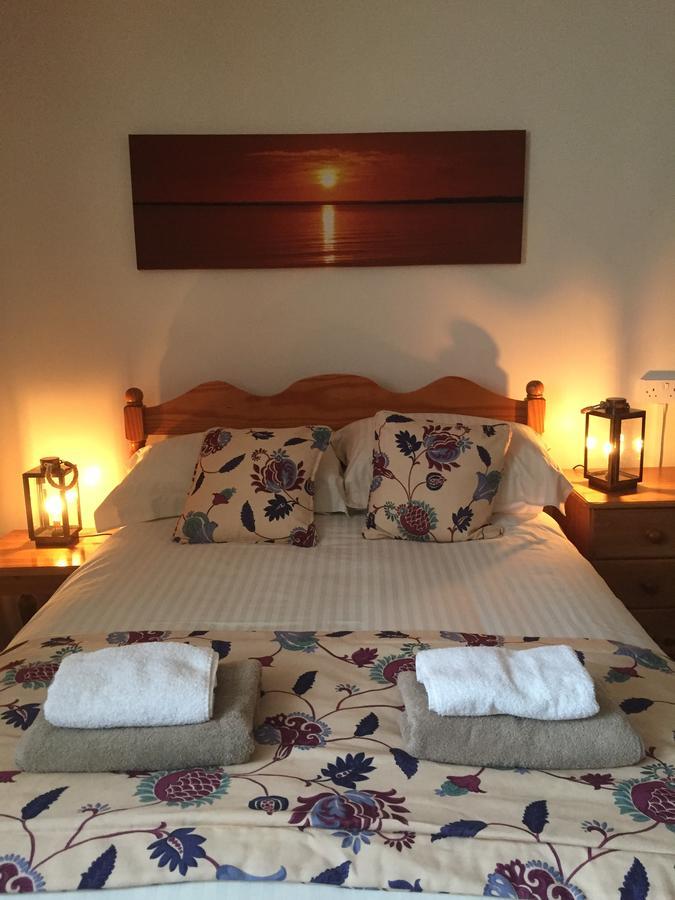 Witheridge The Mitre Inn מראה חיצוני תמונה