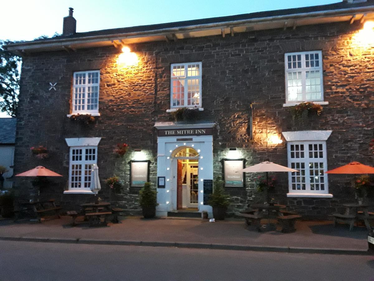 Witheridge The Mitre Inn מראה חיצוני תמונה